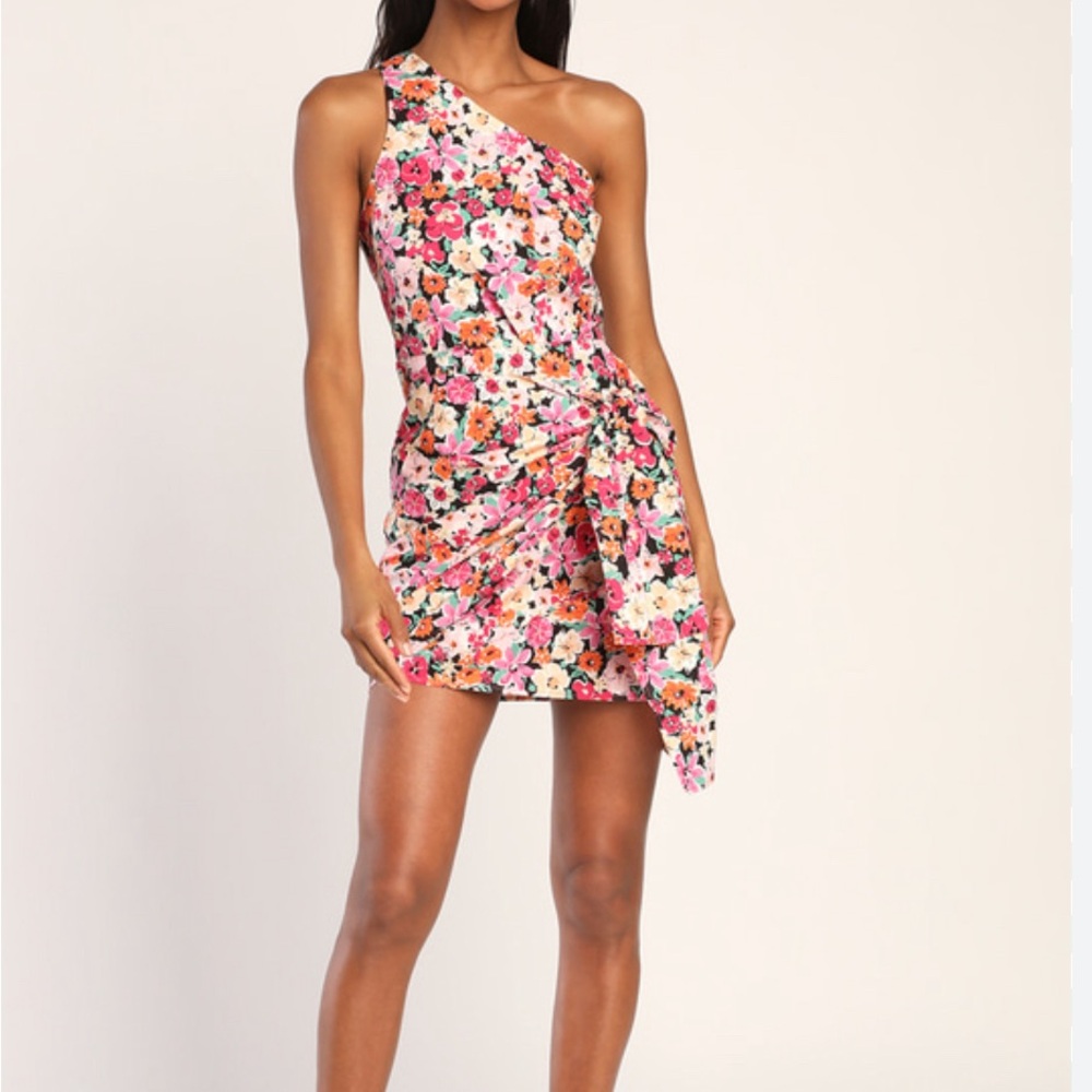 Lulus Gorgeous Garden Pink Florall Shoulder Faux- Wrap Mini Dress Size M NWT